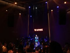 -TZ House音乐现场(来福士中心店)