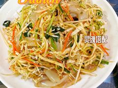 -一口猪海鲜浑锅·东北家常菜