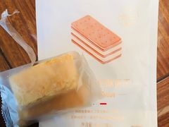 -全家便利店(杭州龙翔桥地铁站店)