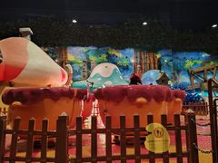 -蓝精灵乐园·世茂精灵之城主题乐园