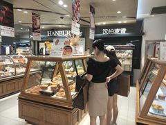 面包甜点陈列柜-汉柏麦香德国面包房(海信店)