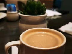 -上海滴水湖皇冠假日酒店