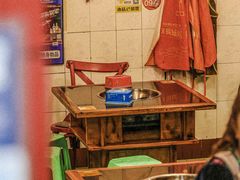 -鸿顺老铁锅美蛙鱼府(解放碑店)