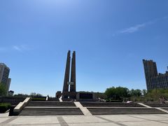 -唐山抗震纪念碑广场