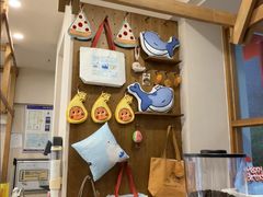 -山与蓝·轻糖鲜果蛋糕(勒泰店)