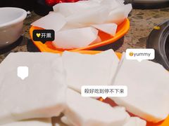 -悦牧·酸汤牛肉火锅(沃尔玛店)