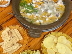 -大鼎石锅鱼(春江里店)
