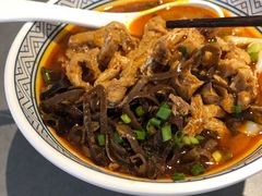 -粉吖吖·邵阳米粉(体育西路店)