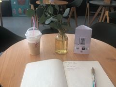 -今日艺术汇书店