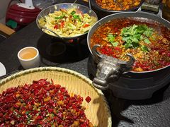 -万重锦·人文川菜馆(骡马市店)