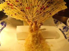 -荣誉国际酒店-云顶旋转餐厅