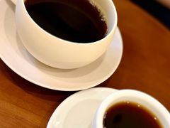 -Café Monson