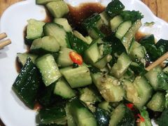 拍黄瓜-聚点串吧·北京烧烤(赵登禹路店)