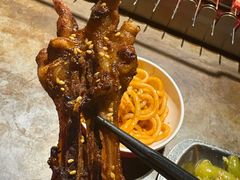 -麦凯伦烧烤·精酿超级工厂店(金桥总店)