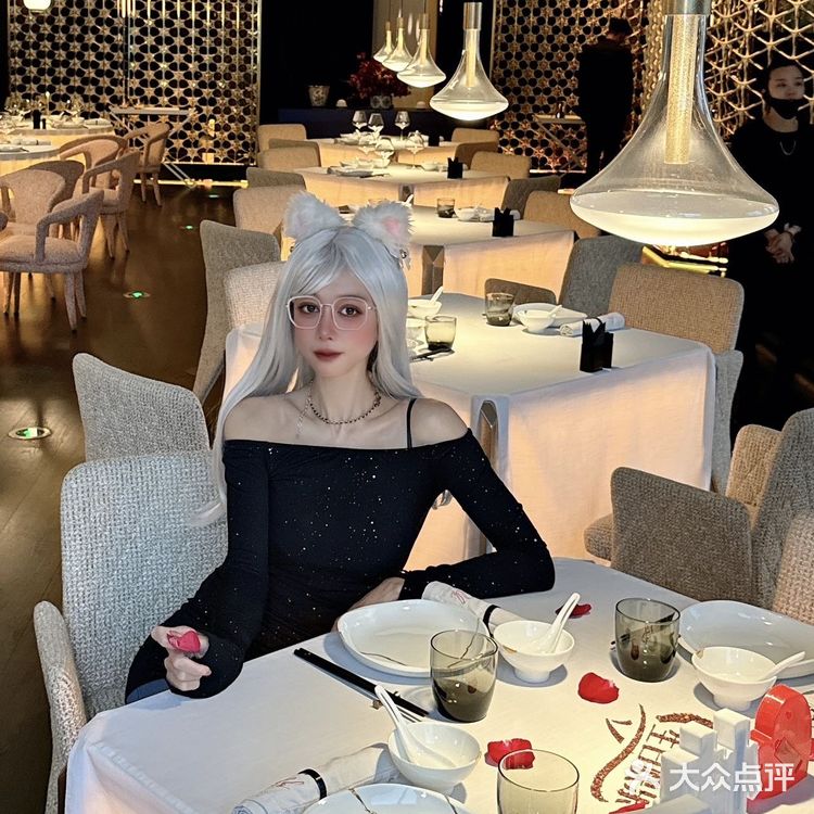 京城烤鸭这么卷了吗?!美食攻略必打卡