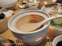 -雍和会海鲜姿造自助(湖东路店)