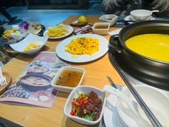 -一朵菌·野生菌探索家火锅(南亚店)