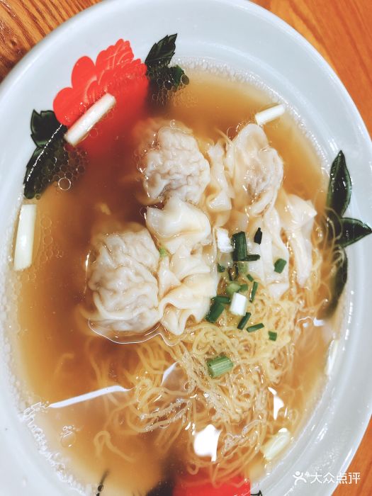 波记竹升面鲜虾云吞面图片