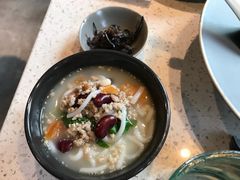 油鸡枞米线-半山腰·云南菜(侨福芳草地店)