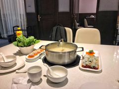 -煲王粤菜餐厅(中侨中心店)