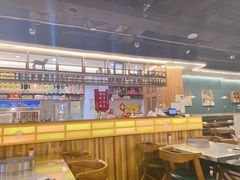 -胡须佬鸡煲四季火锅店(石厦西村直营店)