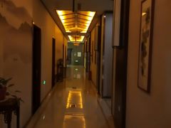 -万源汤泉韩式汗蒸