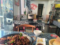 -八两八金·莱芜特色炒鸡(市南漳浦路店)