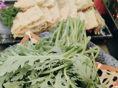 -湊湊火锅·茶憩(打浦桥日月光店)