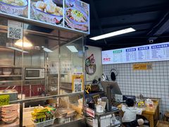 -明姨仔潮汕美食·碳炉猪脚·汕尾牛腩饭·起片鸡煲(起义路店)