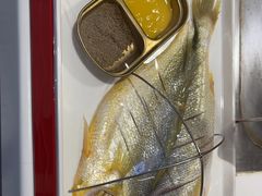 -赶海部落海鲜城(海阳路店)