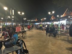 -纽顿熟食中心