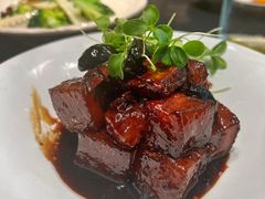 陈年花雕红烧肉-麻六记(凤凰汇店)