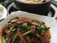 -南渝食府.墨脱石锅松茸鸡