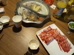 -傣妹火锅(南京东路一店)