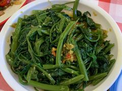 -洪霞餐馆·川菜·鲜货现炒(两江春城店)