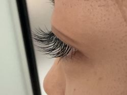 -UU·NAIL美甲美睫專門店