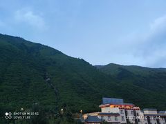 -西姆山居酒店(九寨沟沟口店)