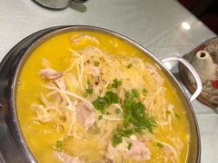 酸菜汆白肉-包子大王(新泽巷店)