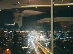 -荣誉国际酒店-云顶旋转餐厅