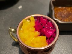 -铭牛烧肉·和牛海鲜自助(高新月牙湖店)