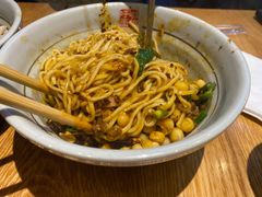 豌杂面-呼啦面馆·头牌豌杂面(爱琴海店)