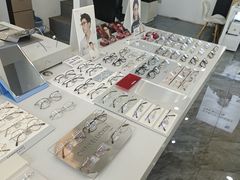 -视野联行眼镜·蔡司·控优点授权(长白万象汇店)