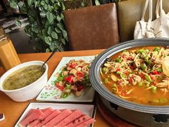 -盐帮食坊•小河帮川菜(四川师大店)