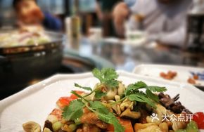 Stir-fried Beef with Ginger and Scallion