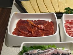-海底捞火锅鲜切牛肉主题店(长寿路店)