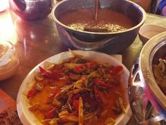 -隔壁老王·家常云南菜(花巷店)