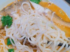 -荣家黄鱼面(前滩太古里店)
