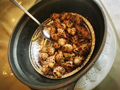-东豪园林海鲜酒家(南港路辅路店)