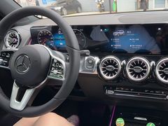 -上海星瀚奔驰4S店(红柳路店)