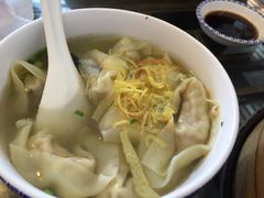 -笑来喜馄饨小笼工坊店(湖滨街店)